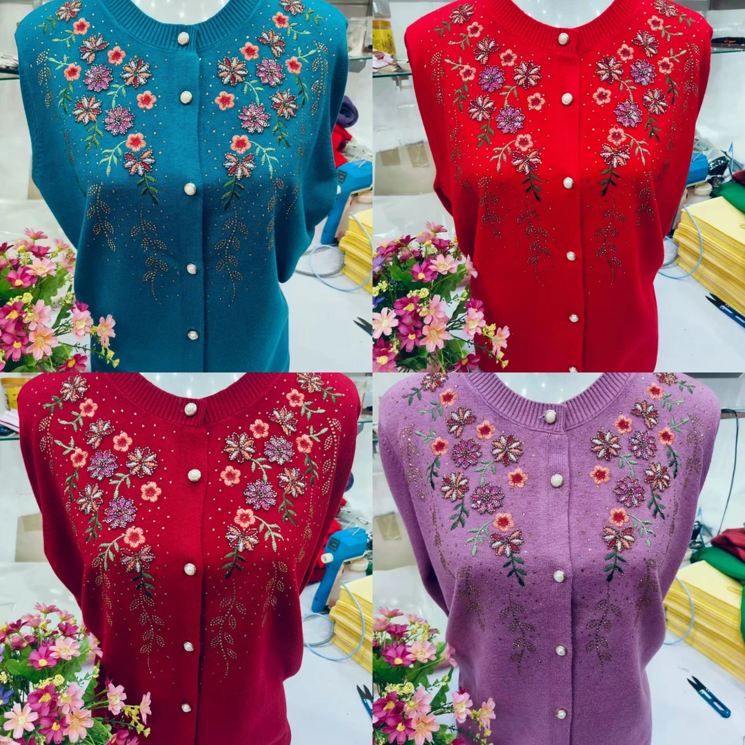 中老年女装秋冬款长袖宽松绣花圆领针织开衫妈妈奶奶外搭上衣