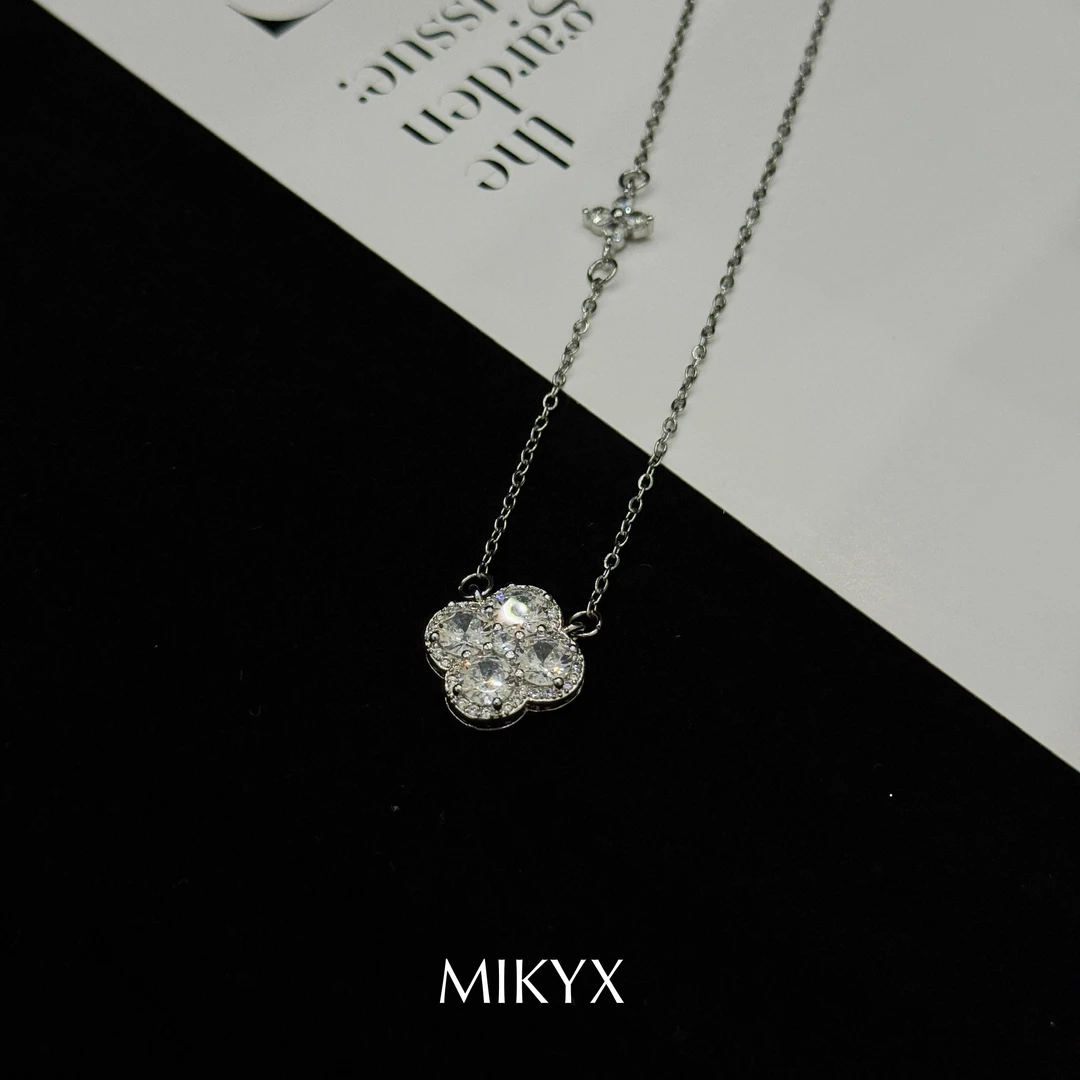 mikyx 钛钢合成锆石项链 银色四叶草冰糖项链A003