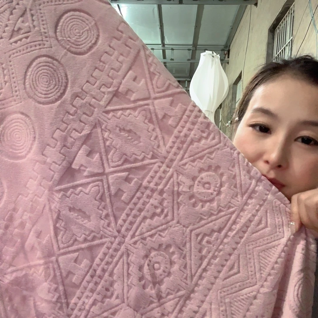 聚酯纤维万能沙发套653 随机贵妃