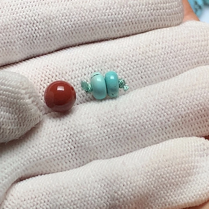 南红玛瑙未镶嵌珠宝奇石