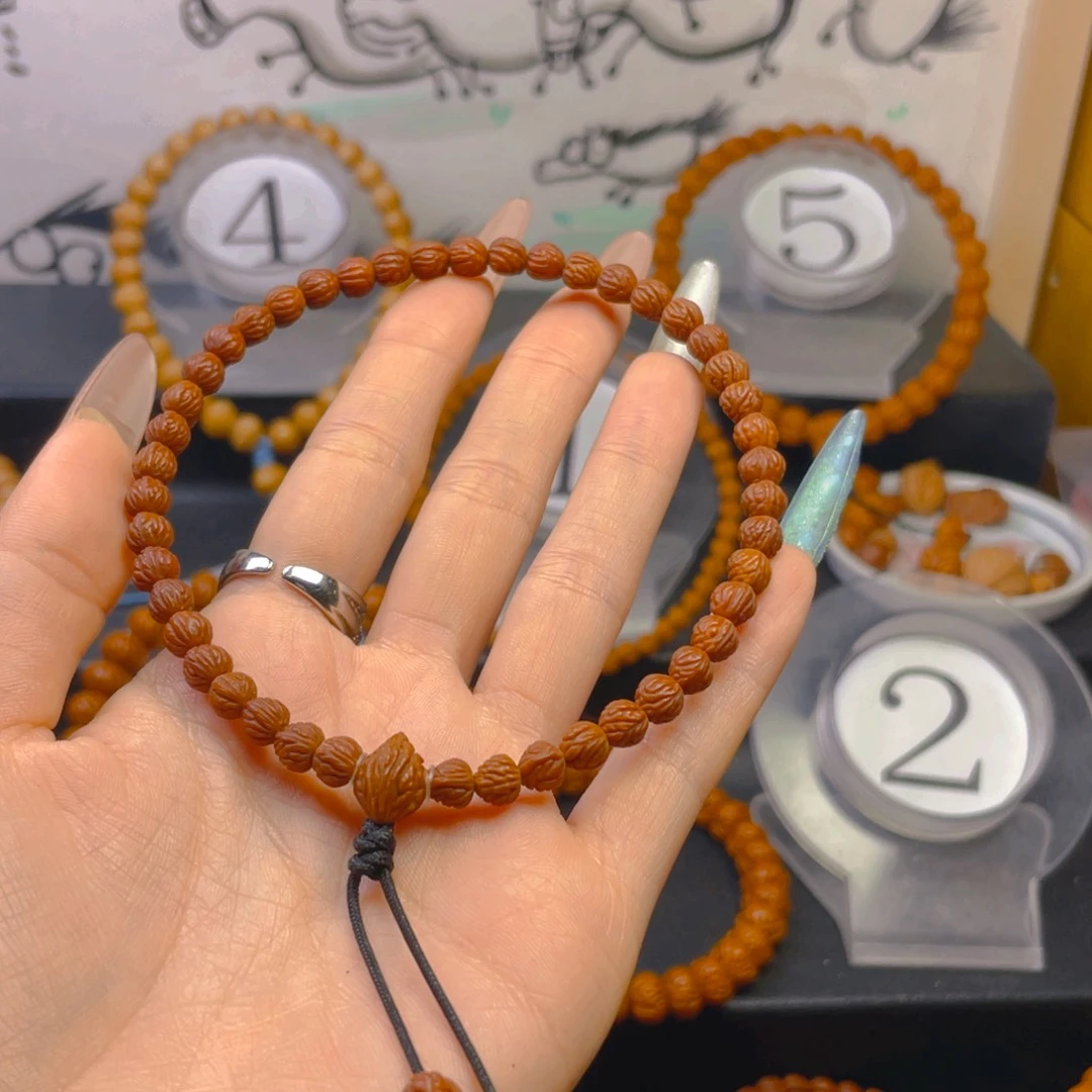 @***.桃核吊坠0.66666666666