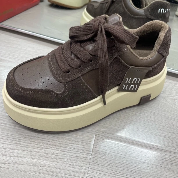 小漫拼色胶粘运动高帮防脏女款系带女士素面休闲高帮鞋 4812