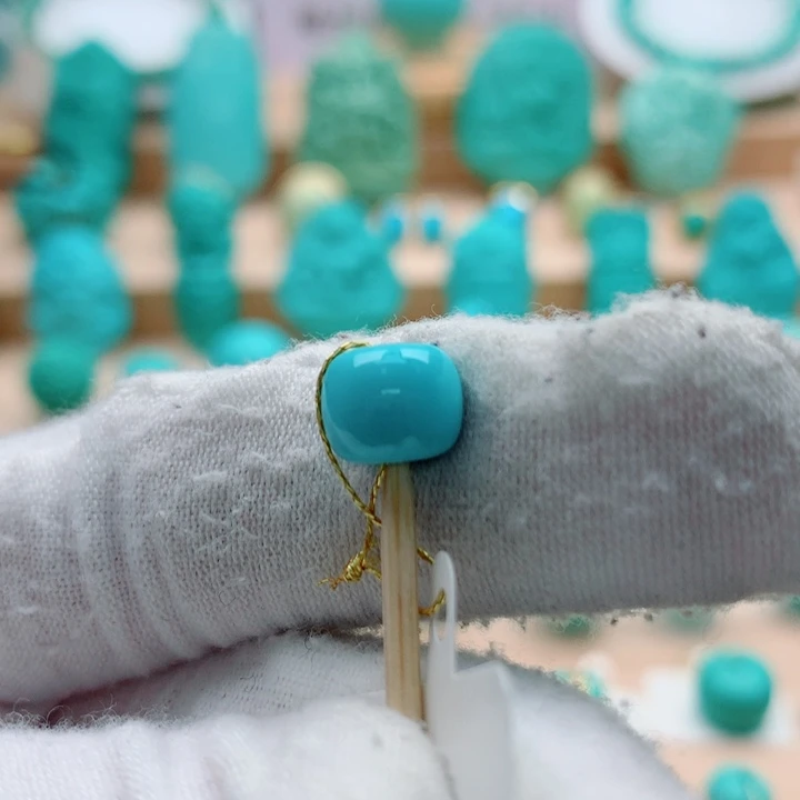 绿松石未镶嵌配饰