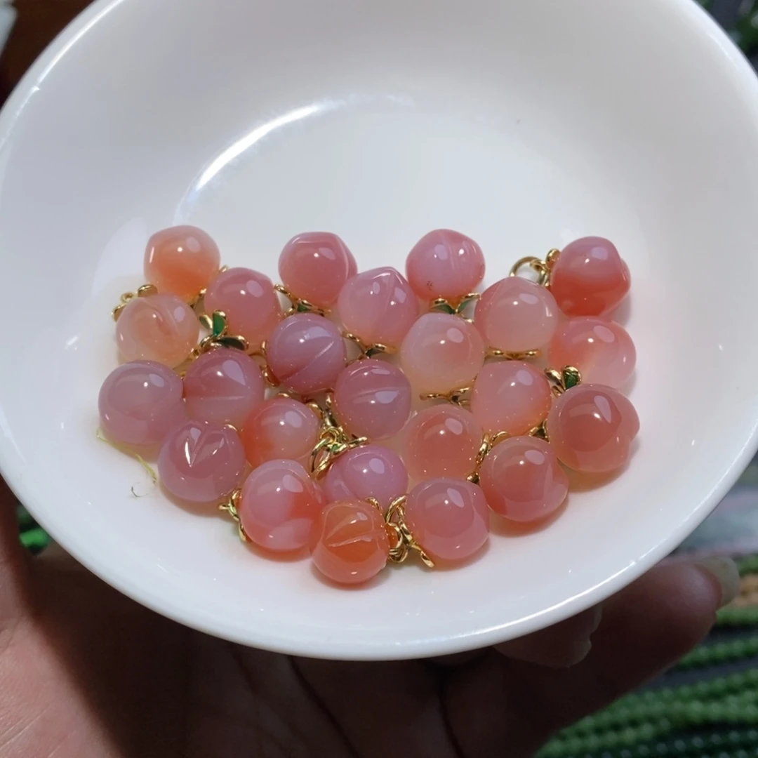玛瑙/玉髓颈饰合金盐源水蜜桃一个