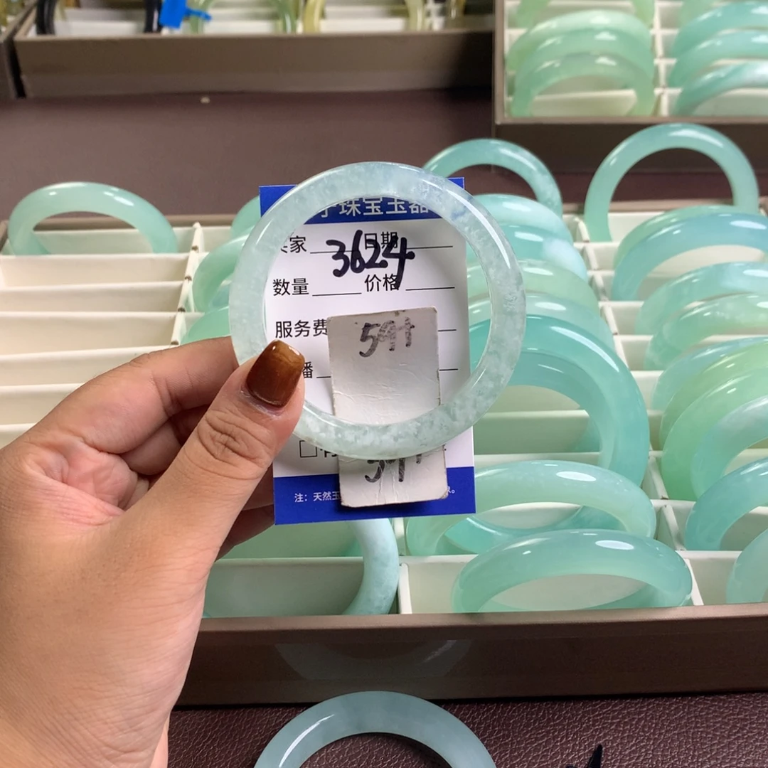 未镶嵌蛇纹石玉手镯3624
