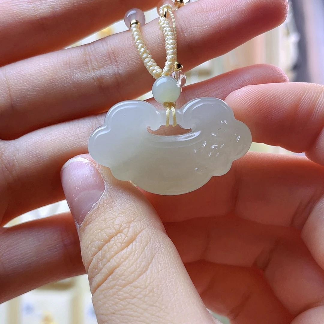 ****n和田玉未镶嵌吊坠(赠链)