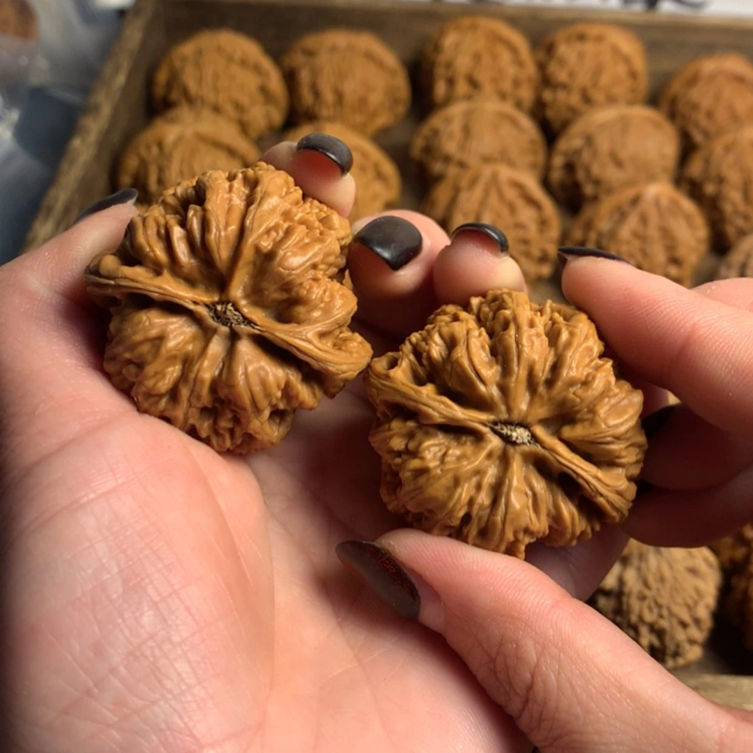 【闪购商品】文玩核桃吊坠多**梦粗筋