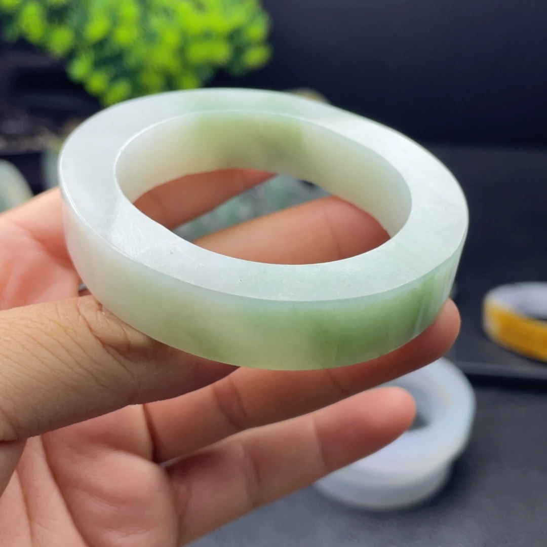 定制翡翠不退不换未镶嵌
