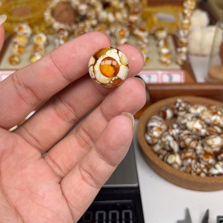 琥珀裸石未镶嵌我****43号微瑕