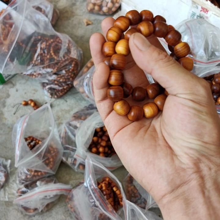 1314黑油陈华料太行崖柏