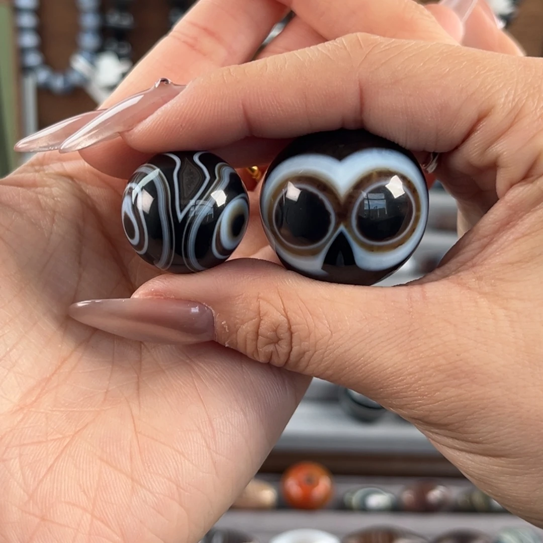 用***3玛瑙/玉髓合金珠宝奇石