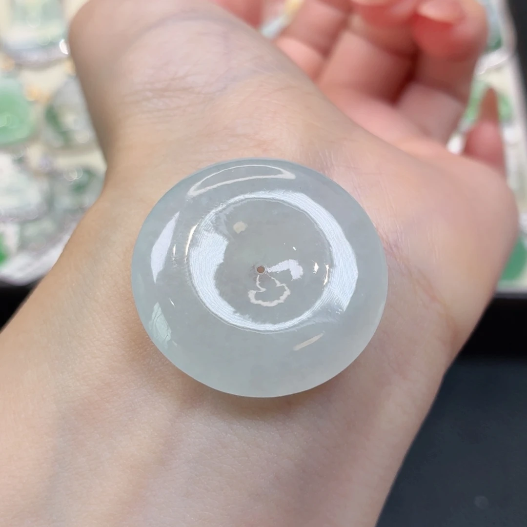 翡翠未镶嵌颈饰扣子