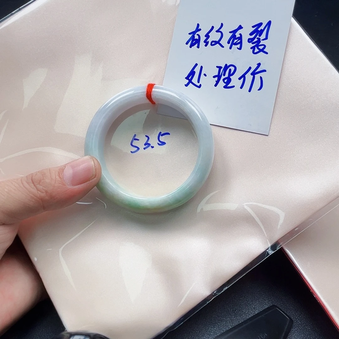 翡翠未镶嵌手镯手镯