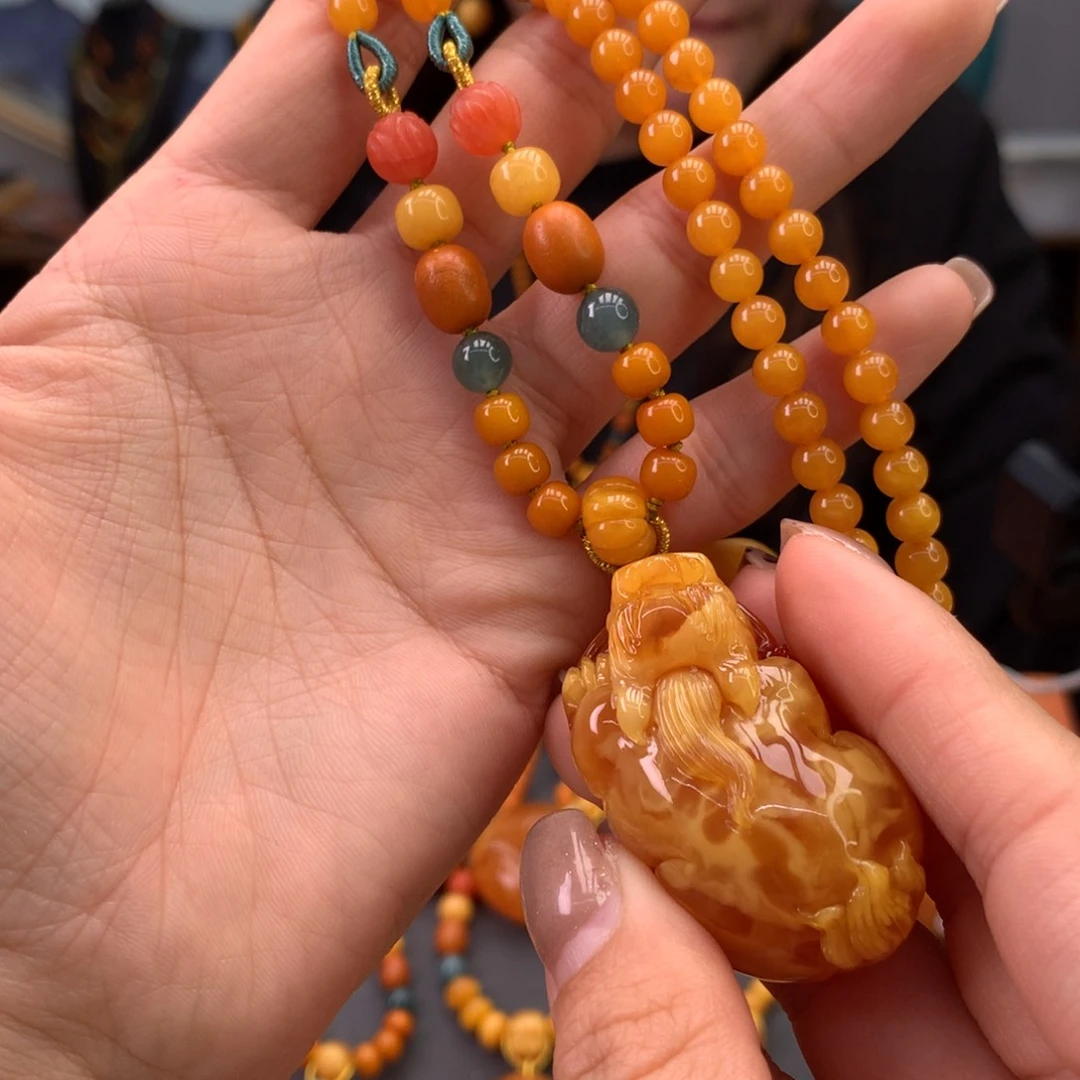 蜜蜡颈饰未镶嵌咕***～貔貅