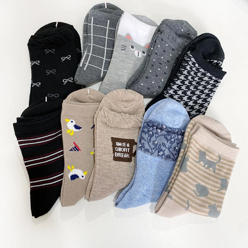 【闭眼入】日单春季基础百搭舒适女袜棉袜中筒袜素色简约条纹袜子