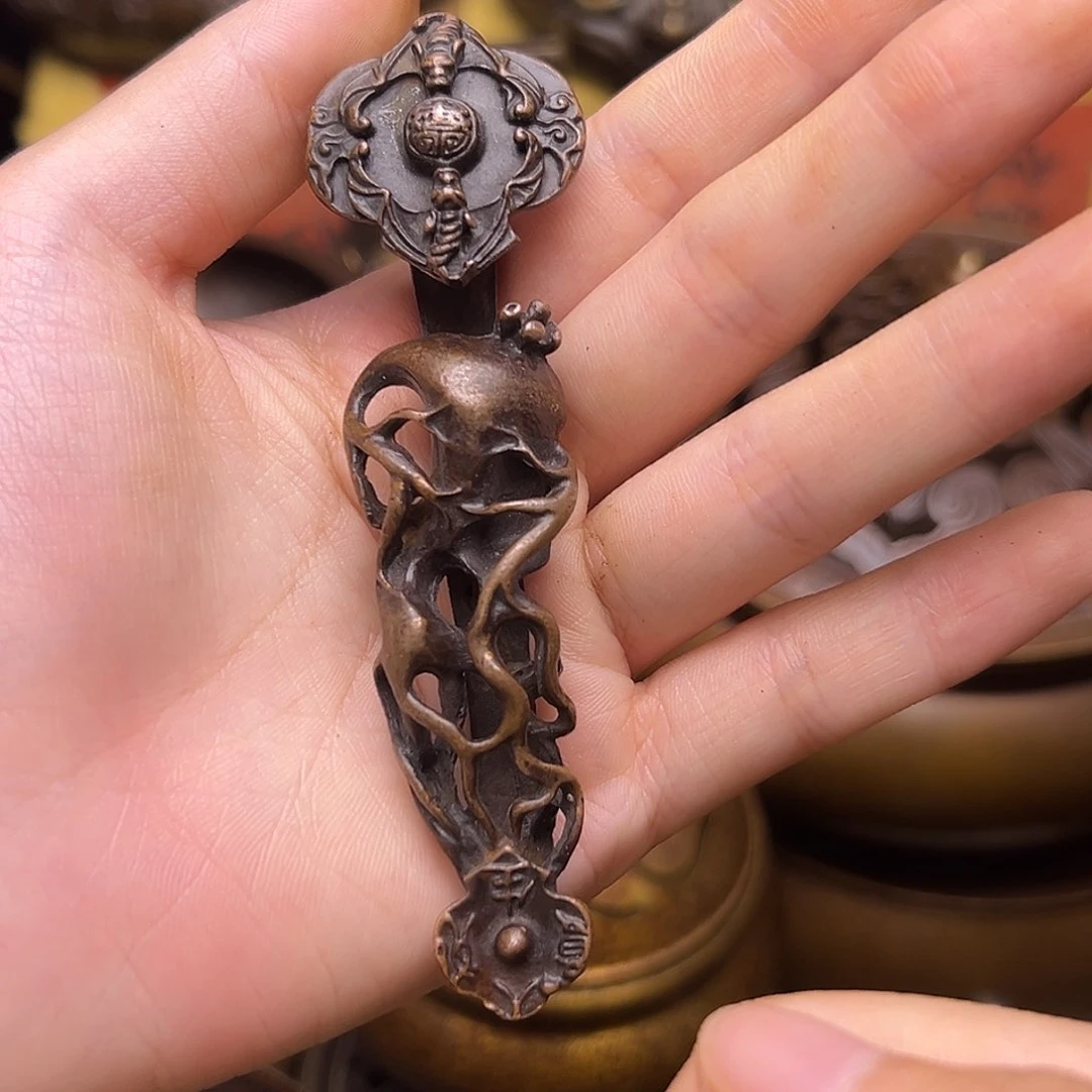 铜器摆件老王直播间