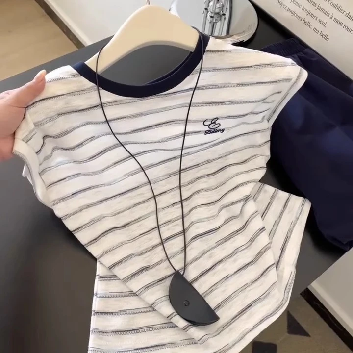 韩系条纹刺绣撞色圆领短袖t恤女装夏季新款时尚百搭修身正肩上衣