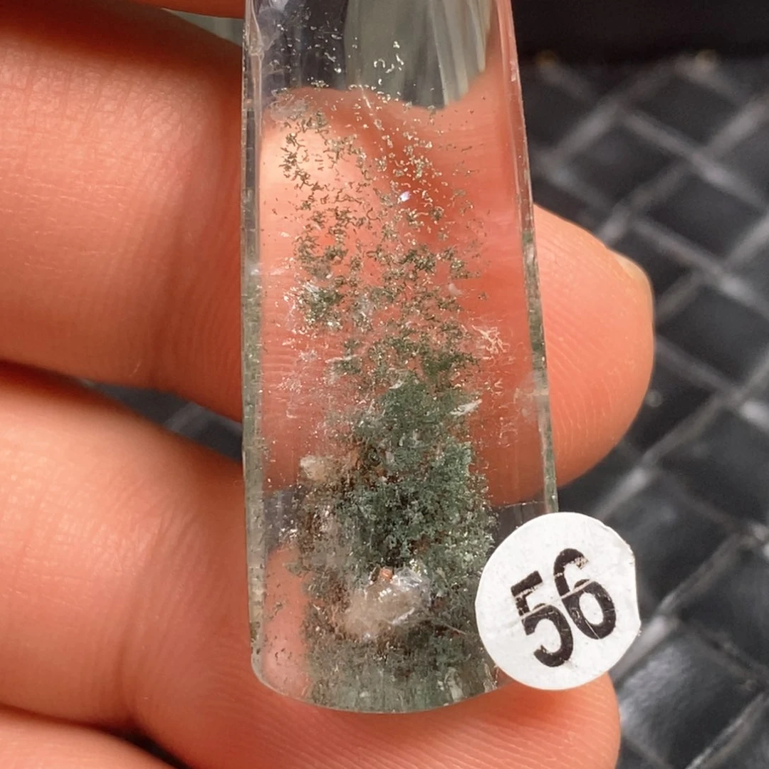 未镶嵌颈饰水晶水晶