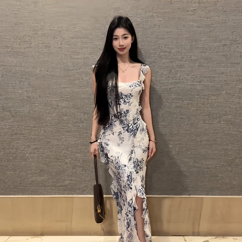 【墨染青花】法式荷叶边方领碎花吊带裙女夏复古收腰显瘦开叉连衣裙