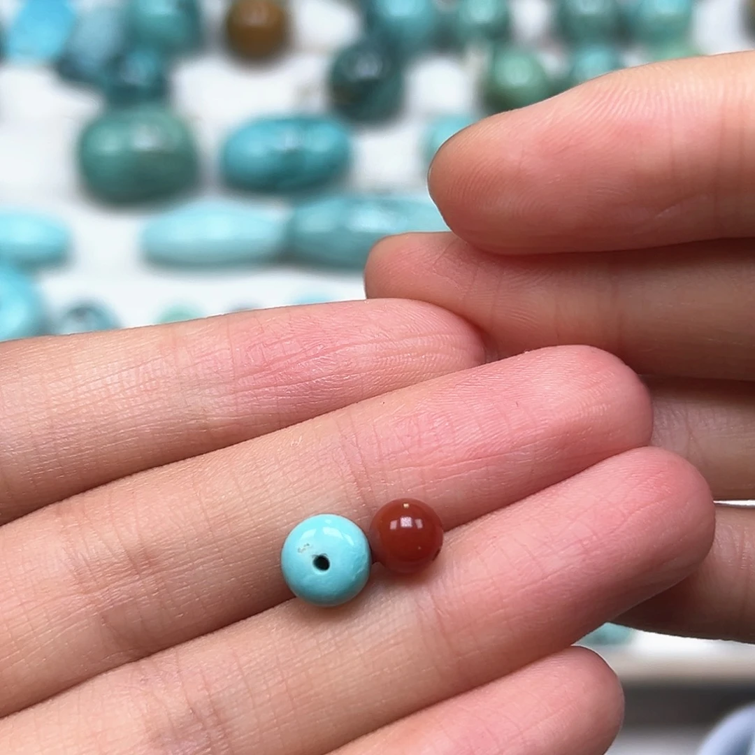 山***燕南红玛瑙未镶嵌珠宝奇石