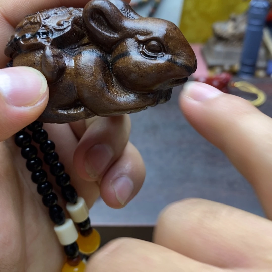 大叶紫檀（黑酸枝木类）