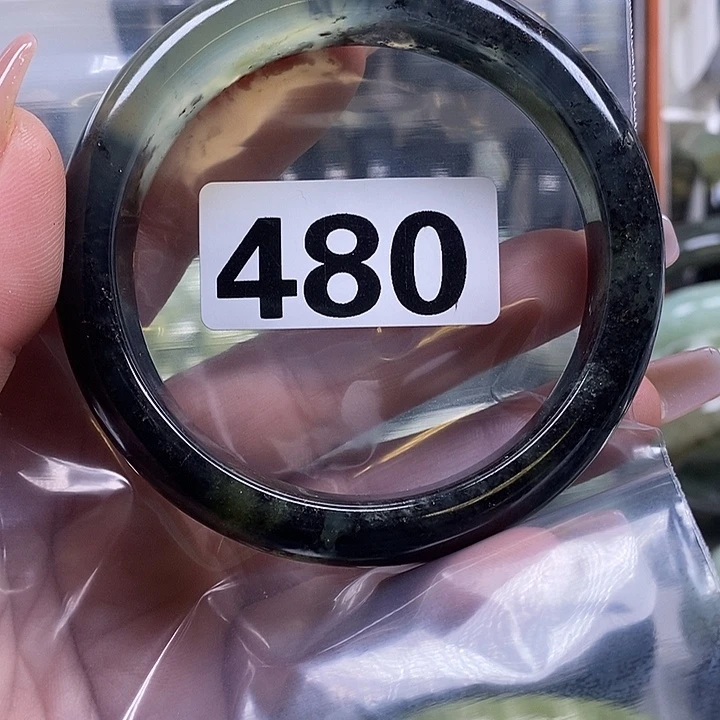 小****蛇纹石玉未镶嵌手镯