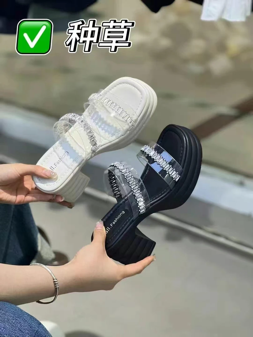61-59时尚新款厚底超轻水钻凉鞋
