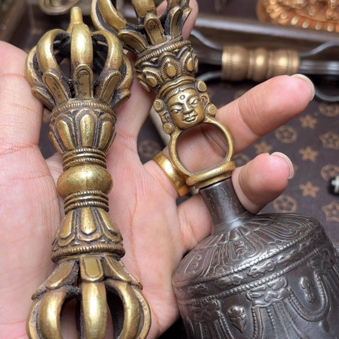 铜星月菩提吊坠项链