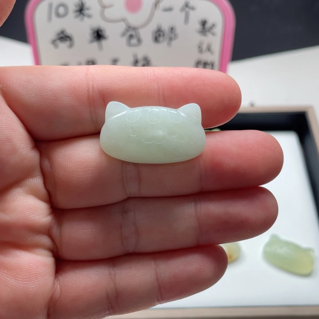 *****未镶嵌蛇纹石玉颈饰