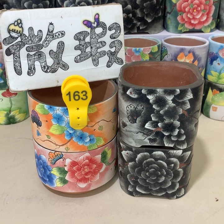 别***谁微瑕花盆，手绘花盆