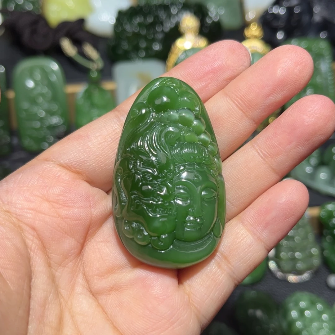 颈饰未镶嵌和田玉