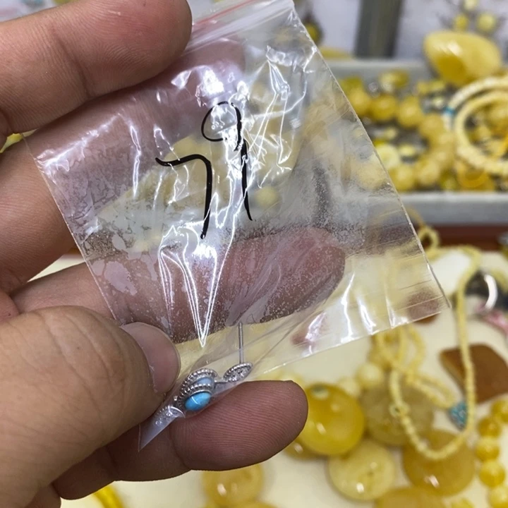 蜜蜡银S925镶嵌裸石耳钉
