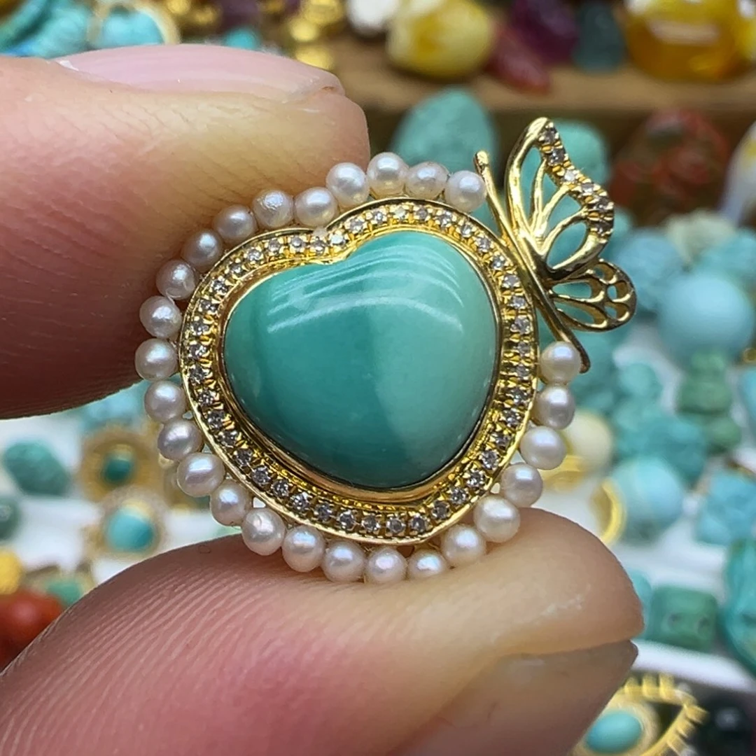 绿松石颈饰18K金镶嵌