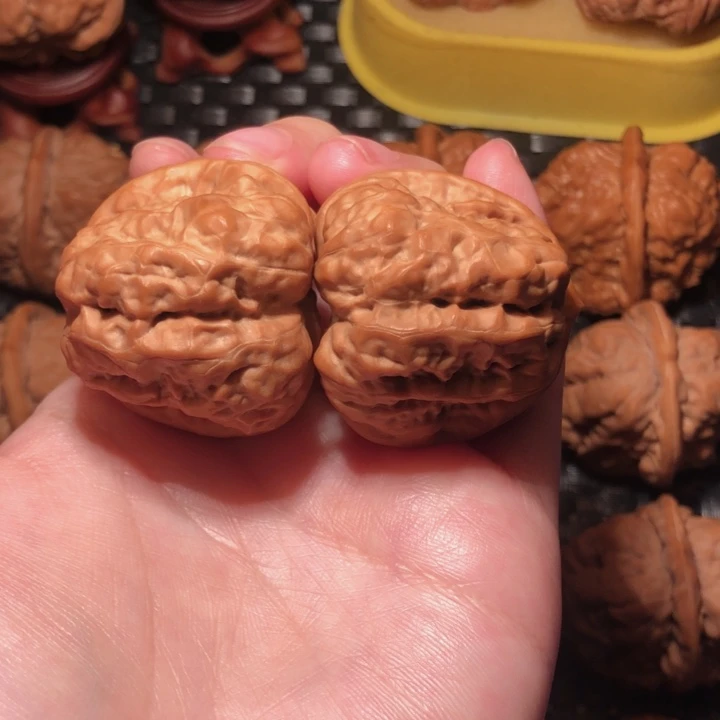 天***萝文玩核桃把件蛤蟆