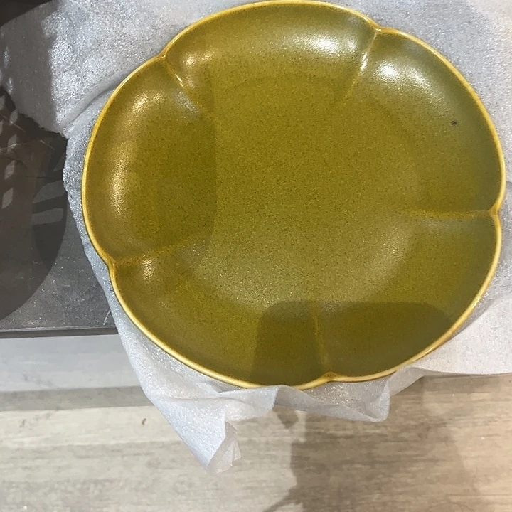 7.5寸茶叶末梅花盘