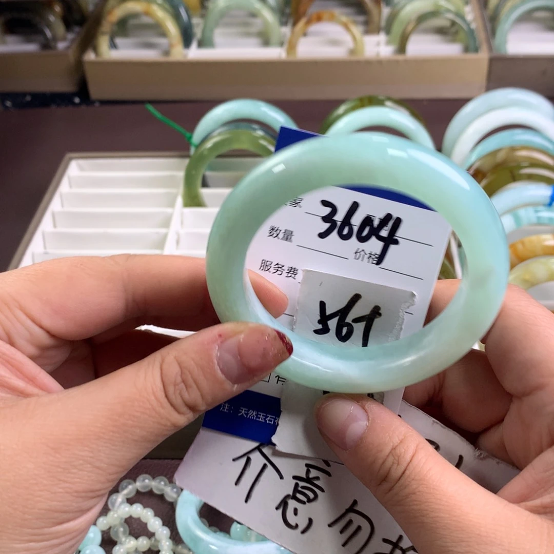 蛇纹石玉手镯未镶嵌3604