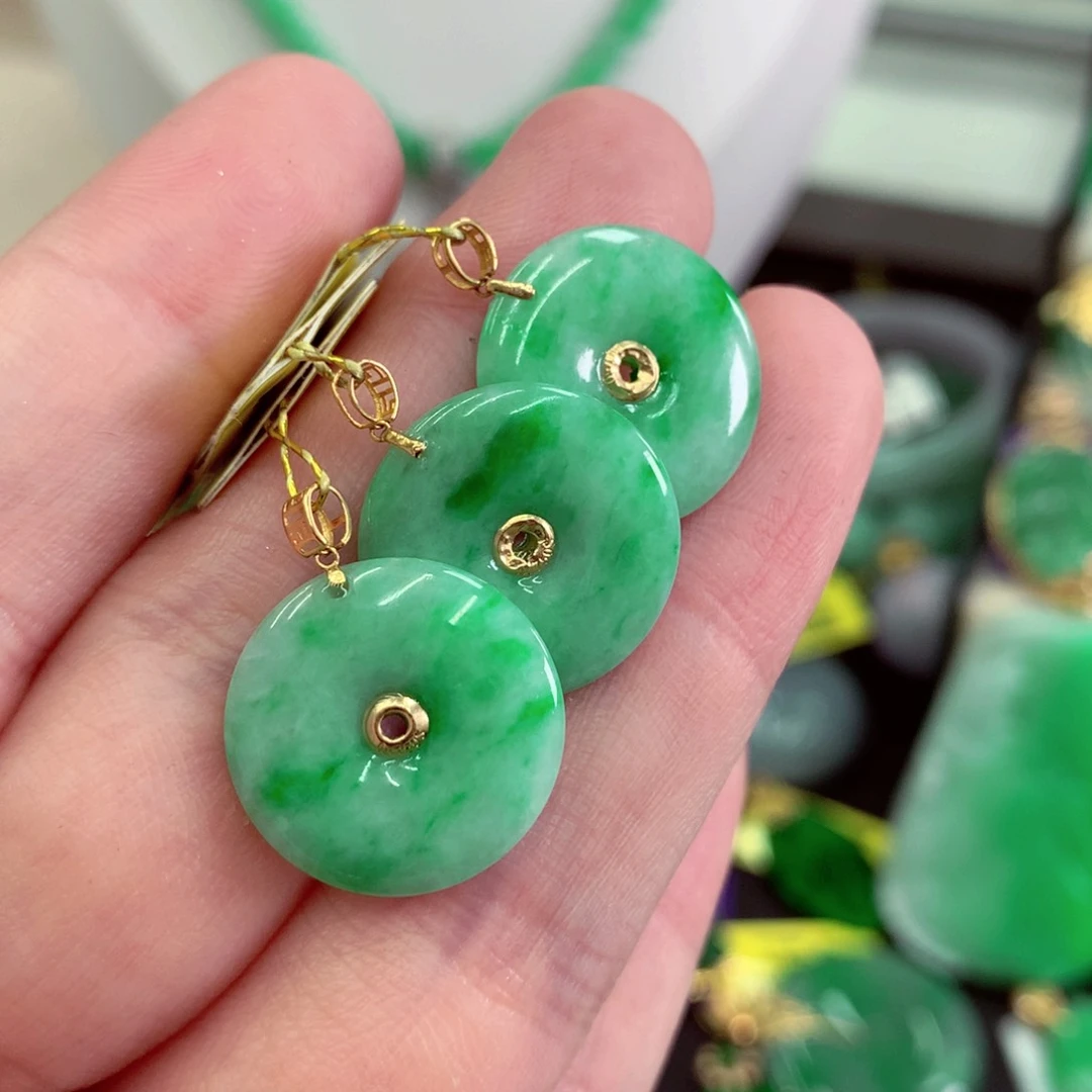 翡翠18K金镶嵌吊坠(不含链)多样性发货选其一