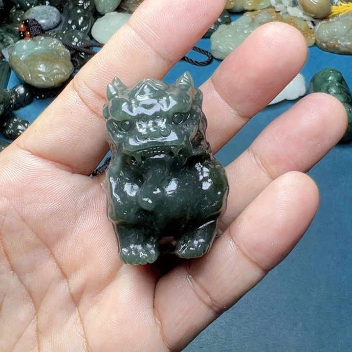 未镶嵌和田玉把件