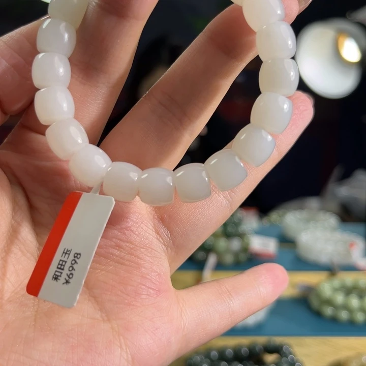 和田玉纯天然未镶嵌