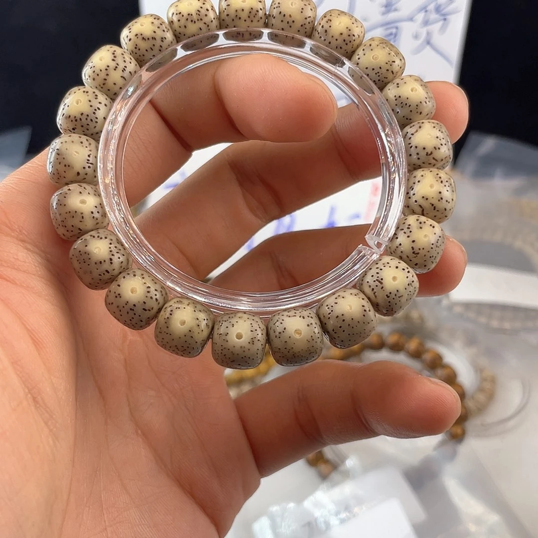 吊坠星月菩提7218