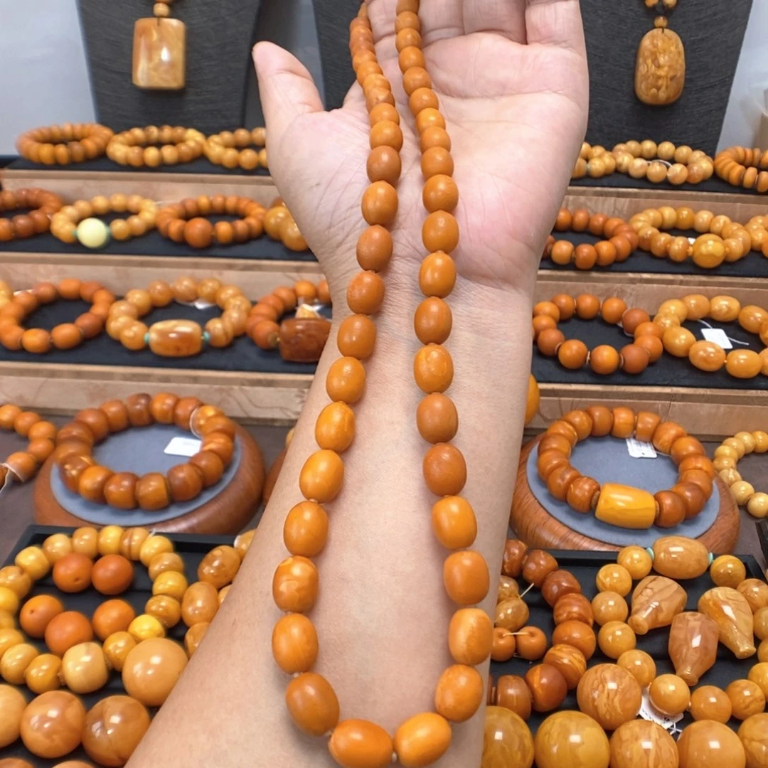 蜜蜡未镶嵌颈饰蜜蜡