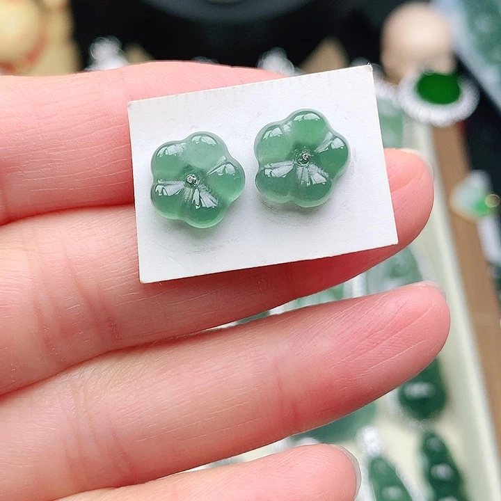 颈饰银S925镶嵌翡翠吊坠