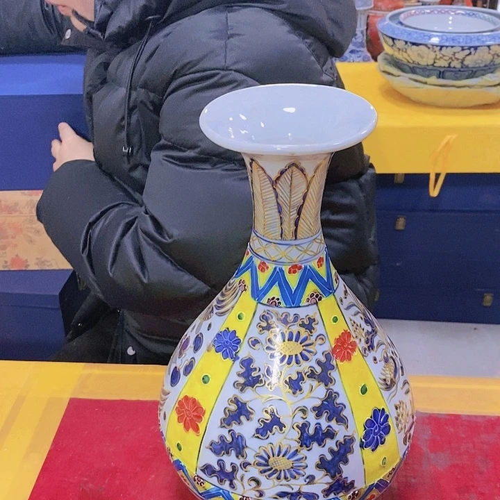 瓷片广****院瓷器等行业都有着