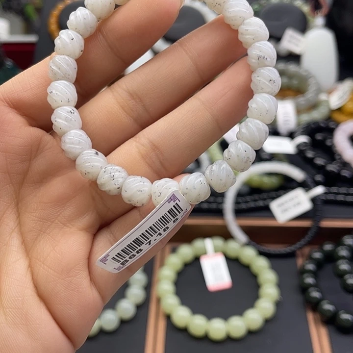 和田玉未镶嵌手串