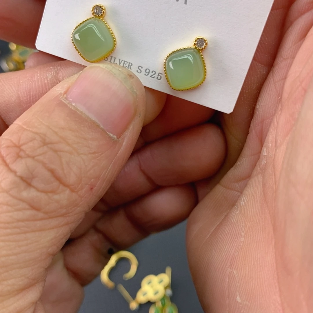 和田玉（碧玉）颈饰银S925镀金镶嵌