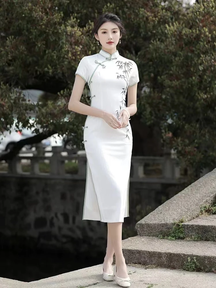 025-【苏白】竹叶 花扣 改良 旗袍