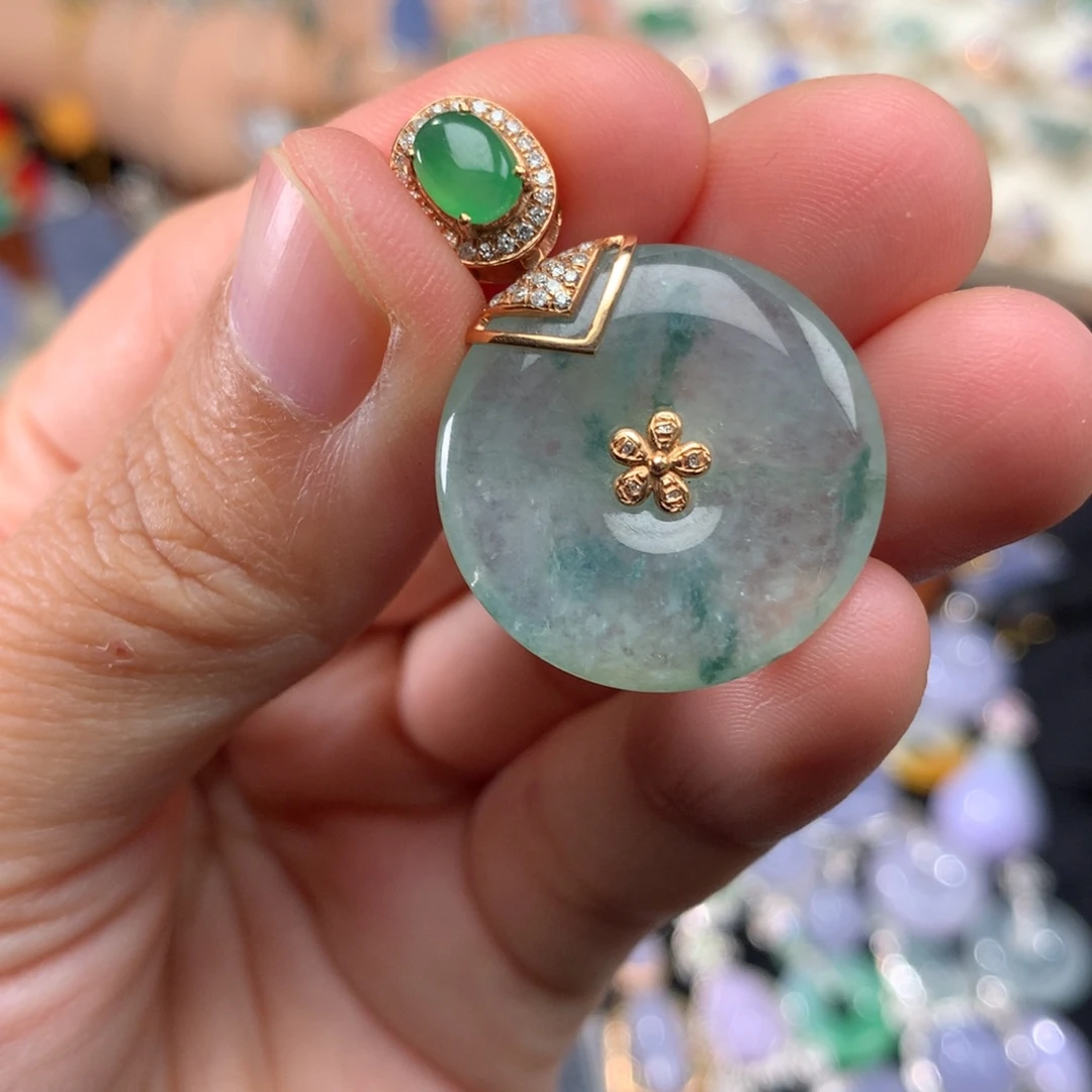 吊坠(不含链)18K金镶嵌翡翠