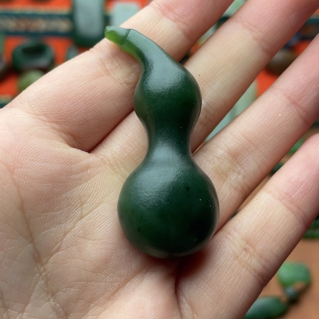 【闪购商品】和田玉颈饰未镶嵌糊*