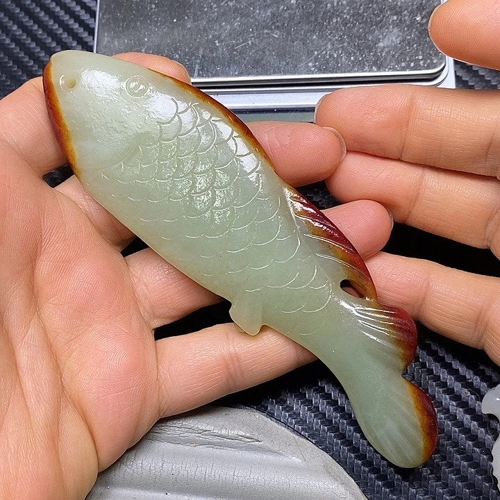 颈饰未镶嵌和田玉C****茶