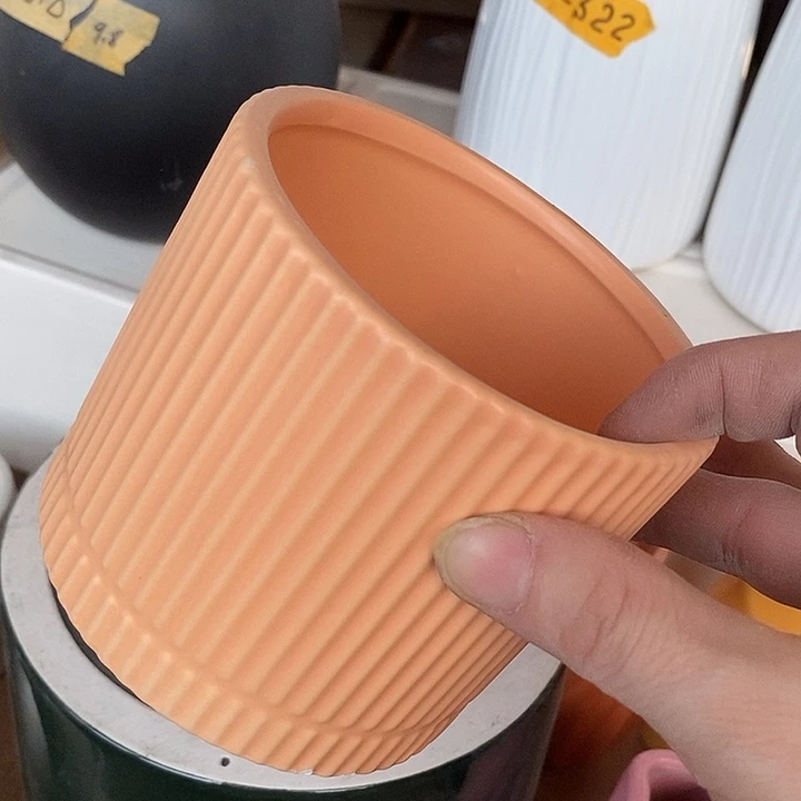 陶瓷花盆有孔 瑕疵介意勿拍